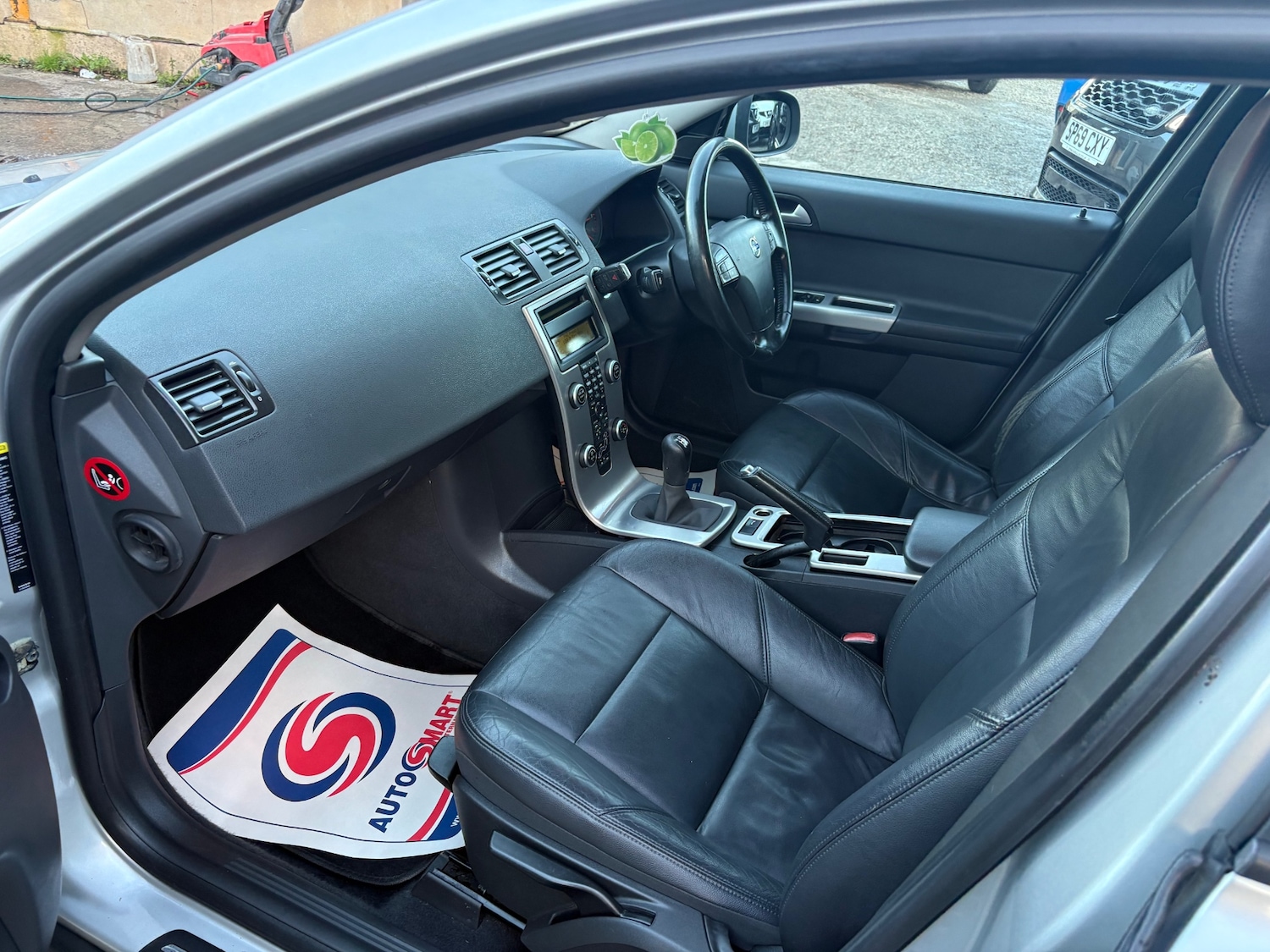 Used Volvo V50 2009 for sale - 76655637: Photo 3