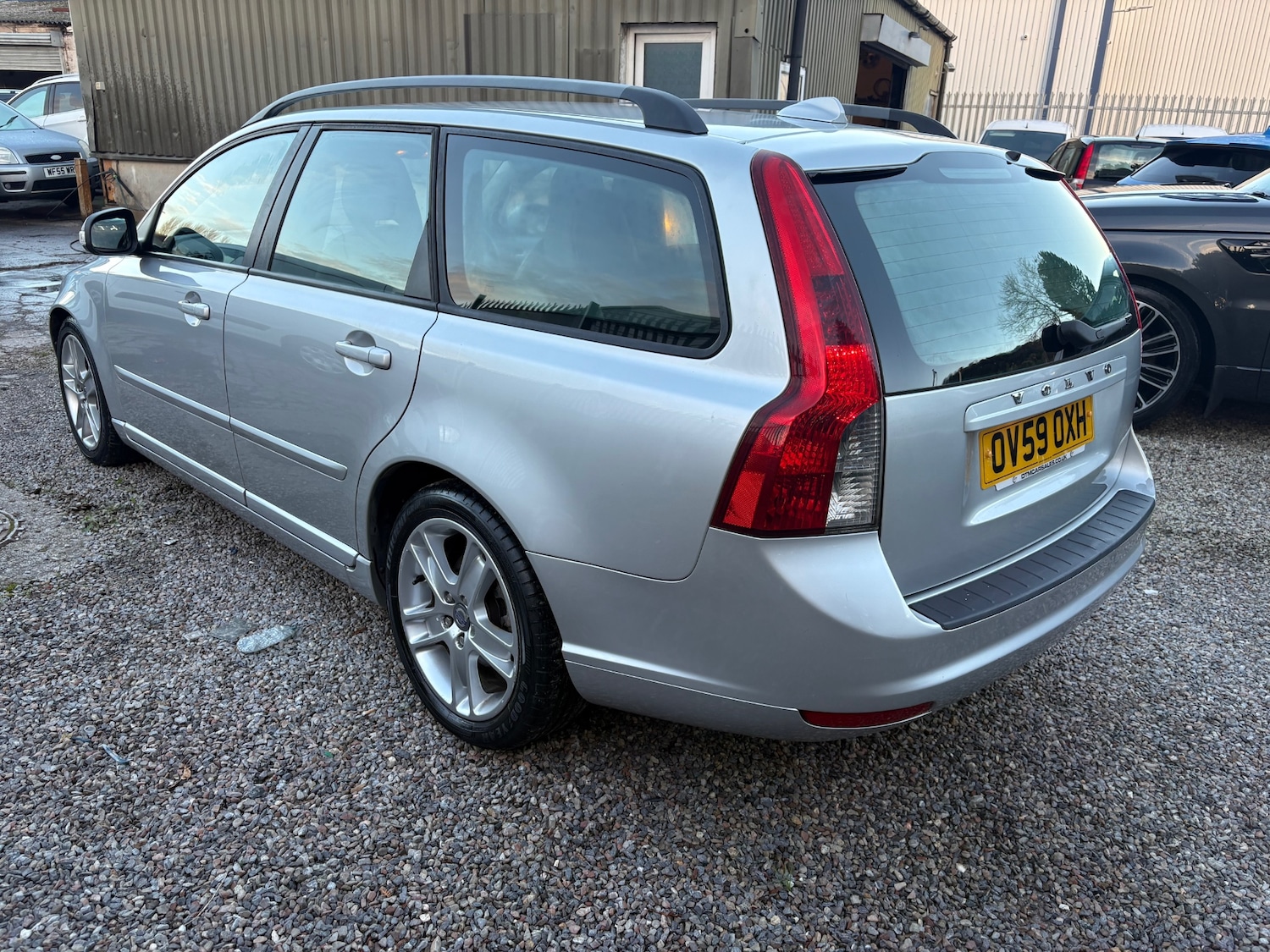Used Volvo V50 2009 for sale - 76655637: Photo 5