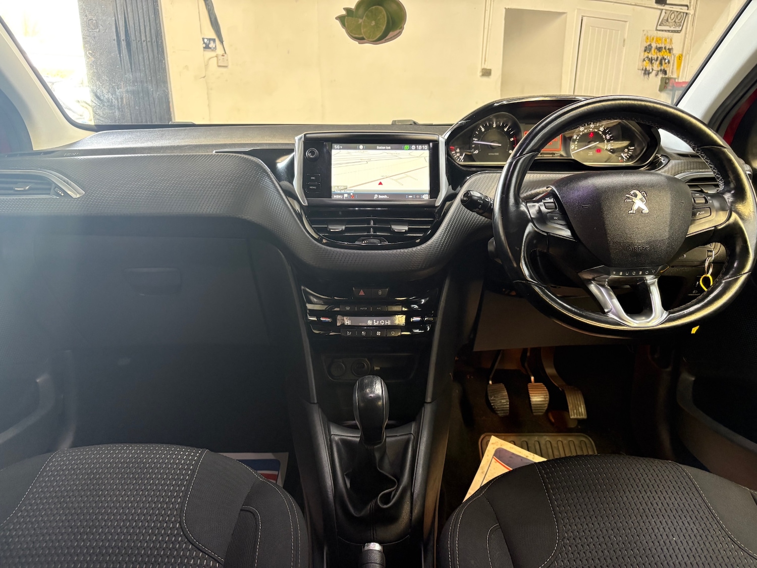 Used Peugeot 208 2019 for sale - 77688612: Photo 12