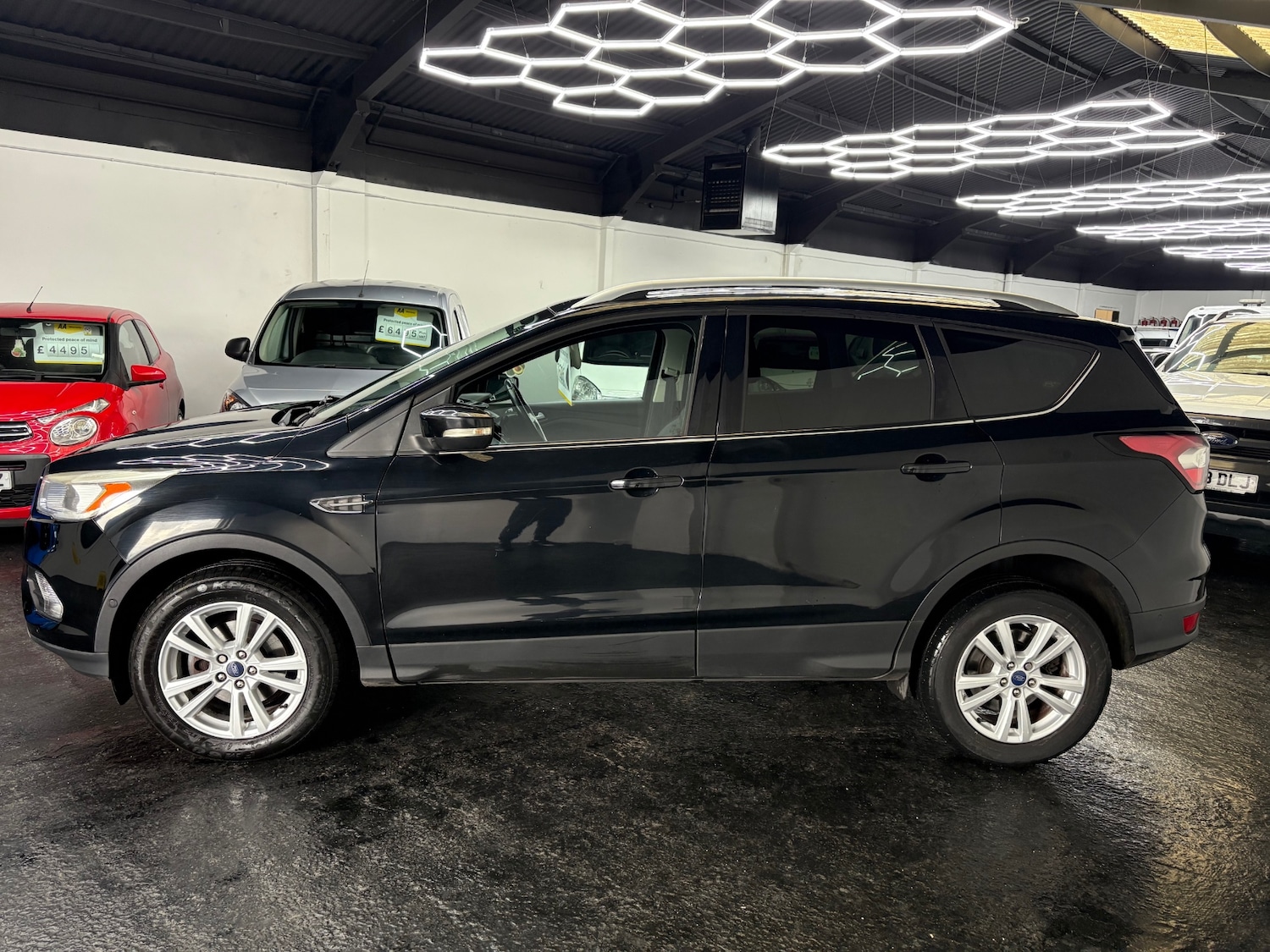 Used Ford Kuga 2017 for sale - 77568077: Photo 5