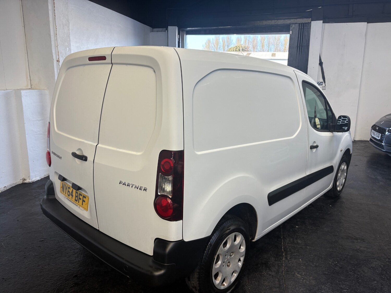 Used Peugeot Partner 2015 for sale - 77918303: Photo 9