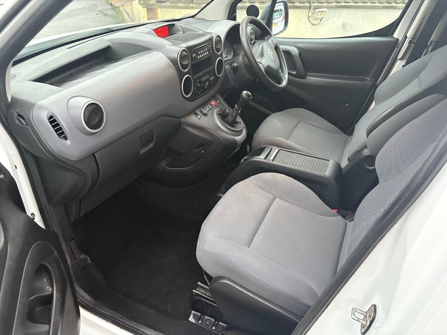 Used Citroen Berlingo 2015 for sale - 76418642: Photo 5