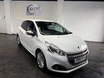 Peugeot 208 feature image
