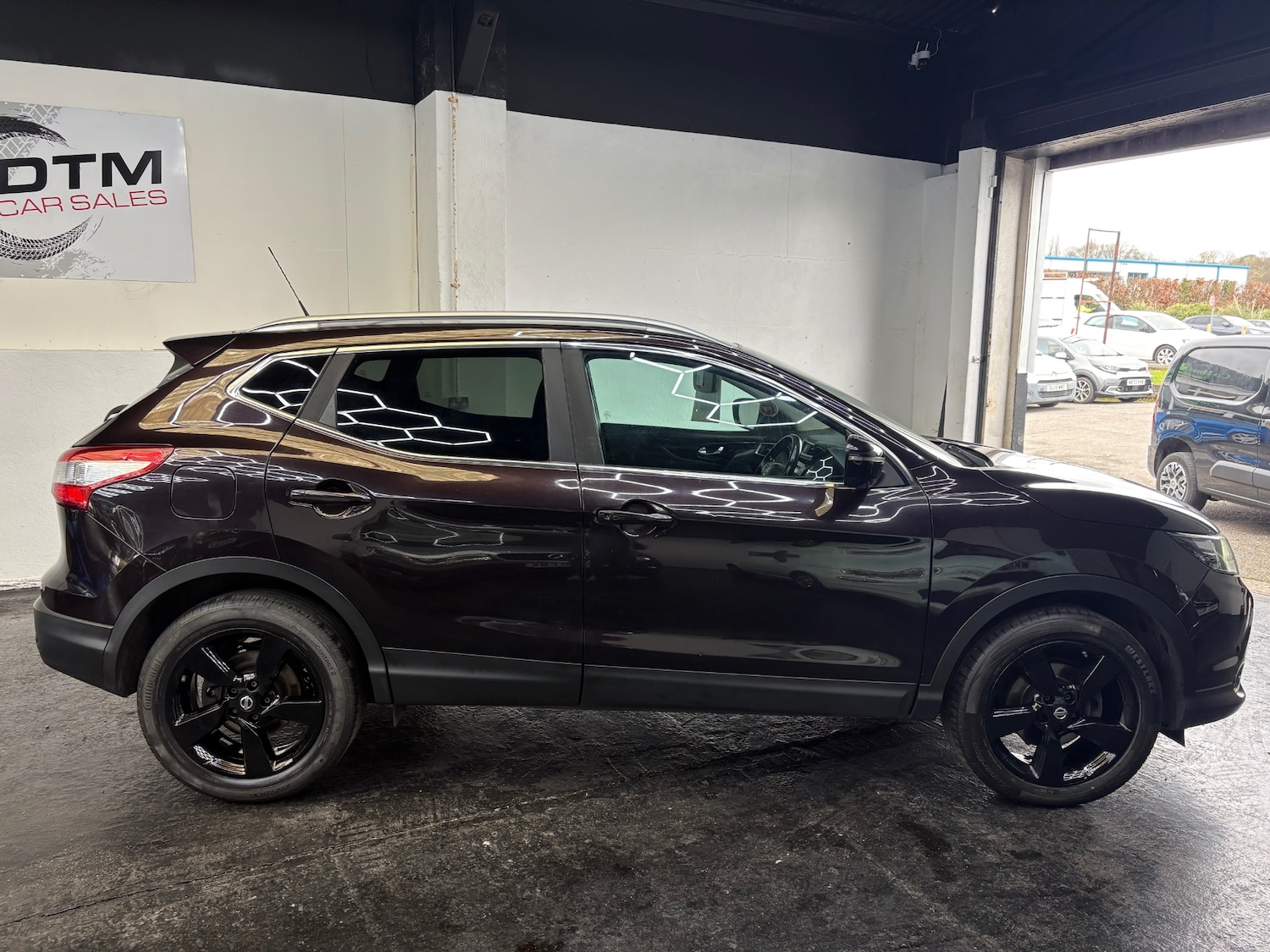 Used Nissan Qashqai 2015 for sale - 77916180: Photo 8