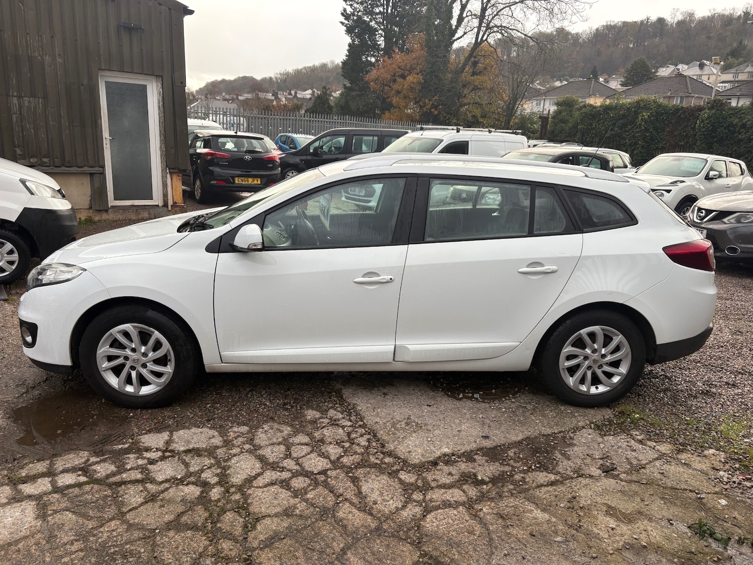 Used Renault Megane 2013 for sale - 76776495: Photo 6