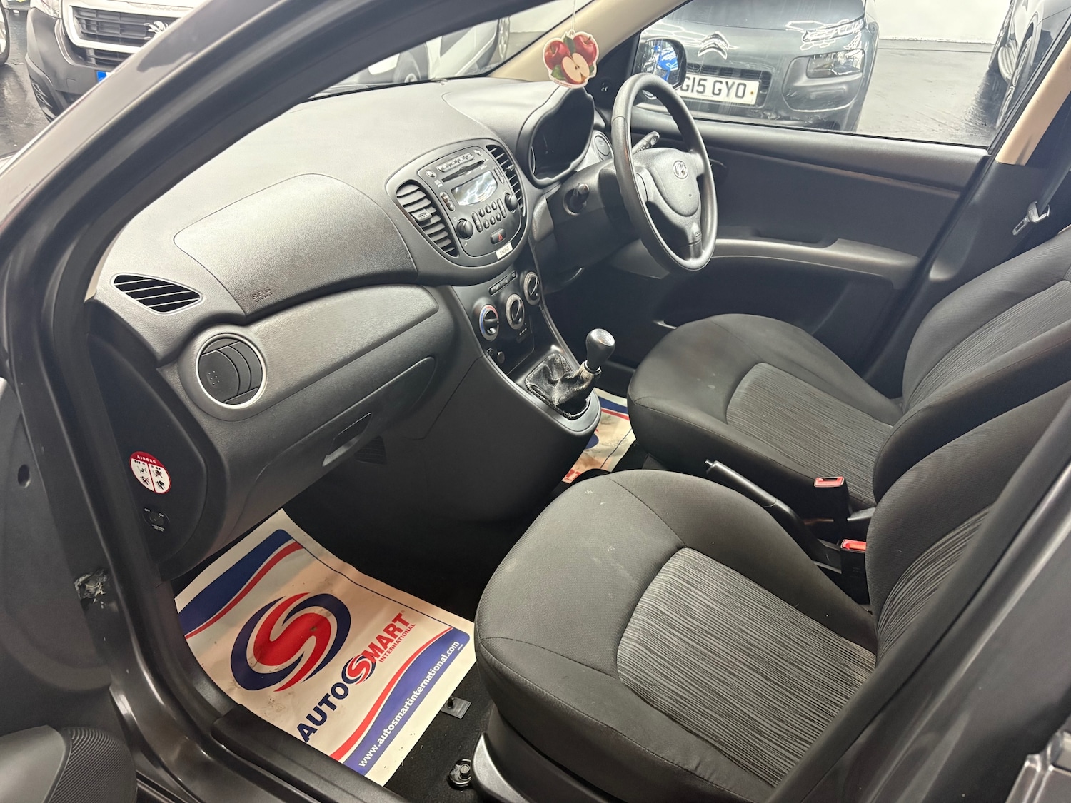 Used Hyundai i10 2012 for sale - 77033034: Photo 8