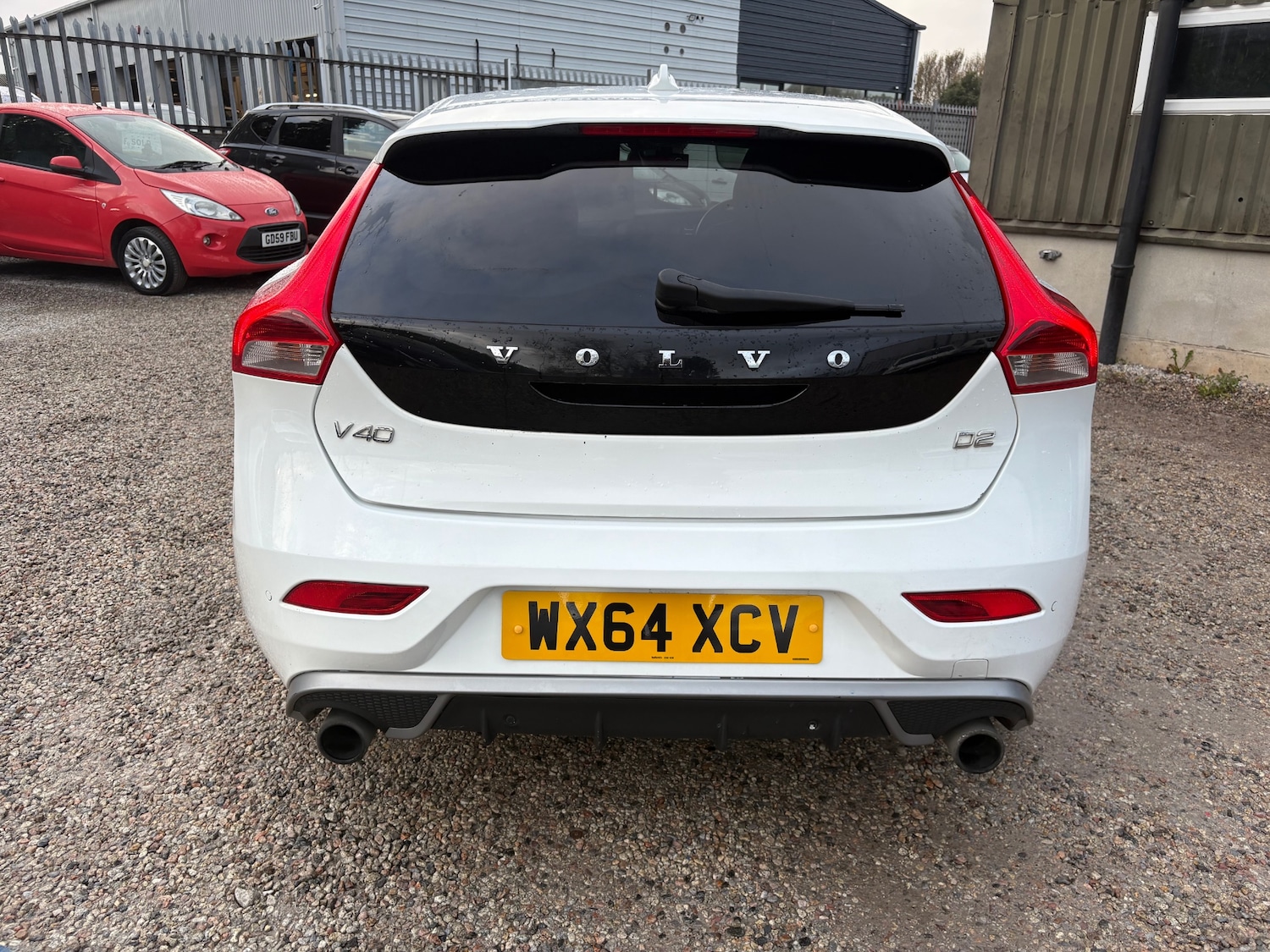 Used Volvo V40 2014 for sale - 76384662: Photo 2