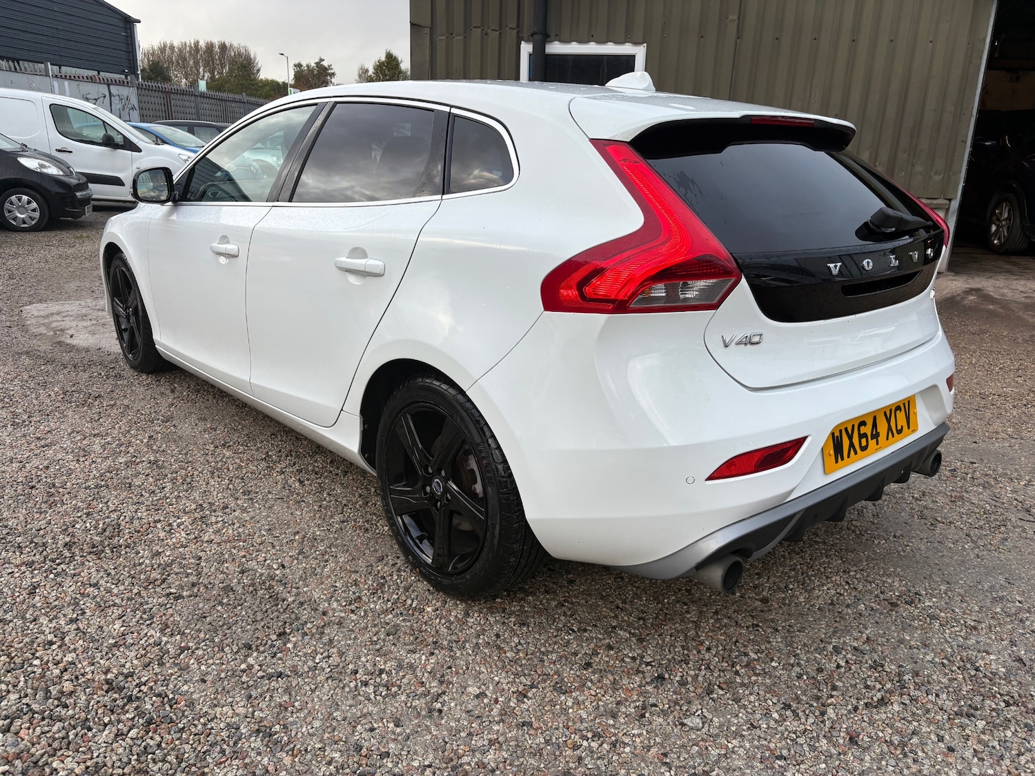 Used Volvo V40 2014 for sale - 76384662: Photo 5