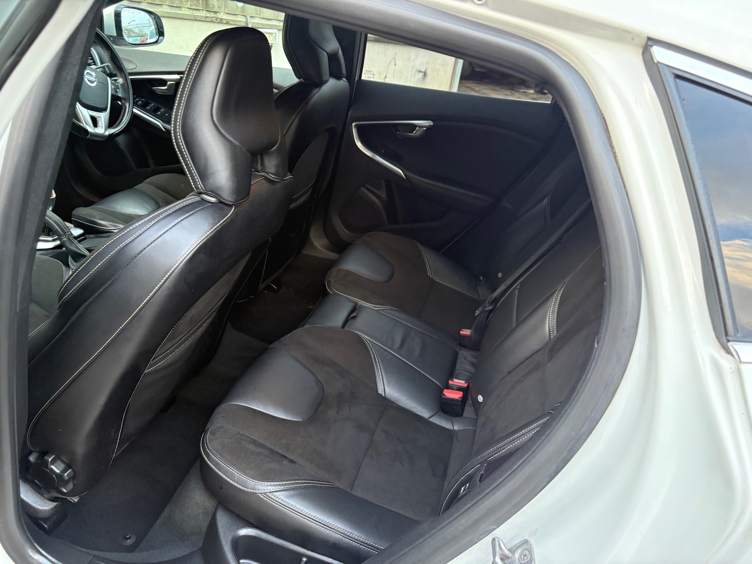 Used Volvo V40 2014 for sale - 76384662: Photo 7