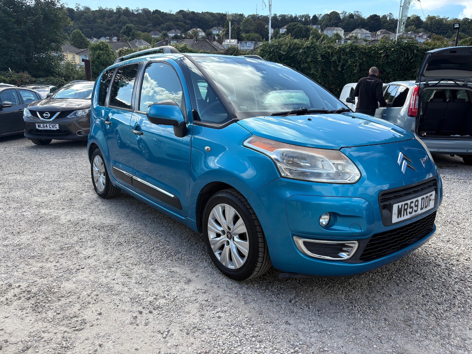 Used Citroen C3 Picasso 2009 for sale - 76045847: Photo 1