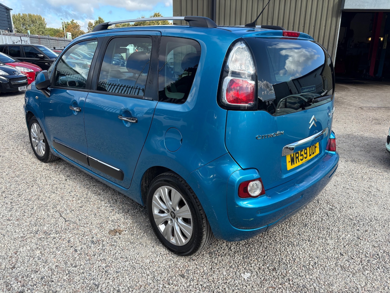 Used Citroen C3 Picasso 2009 for sale - 76045847: Photo 5