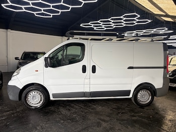Used Vauxhall Vivaro 2014 for sale - 79330975: Photo