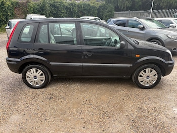 Used Ford Fusion 2006 for sale - 75921639: Photo