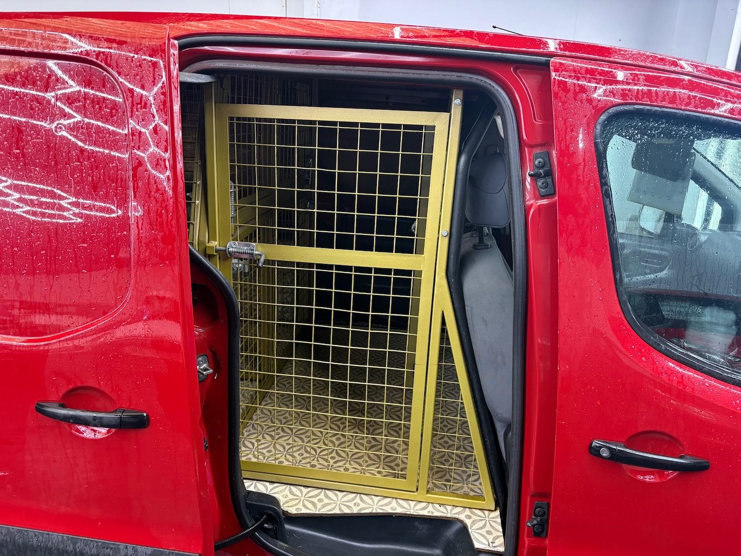 Used Peugeot Partner 2012 for sale - 77591496: Photo 10