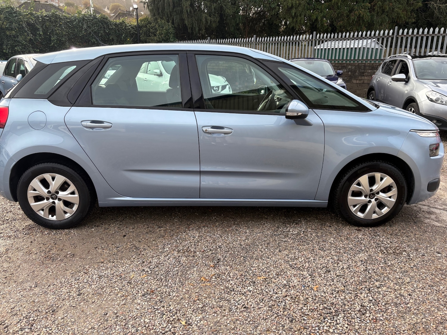 Used Citroen C4 Picasso 2015 for sale - 76569101: Photo 4