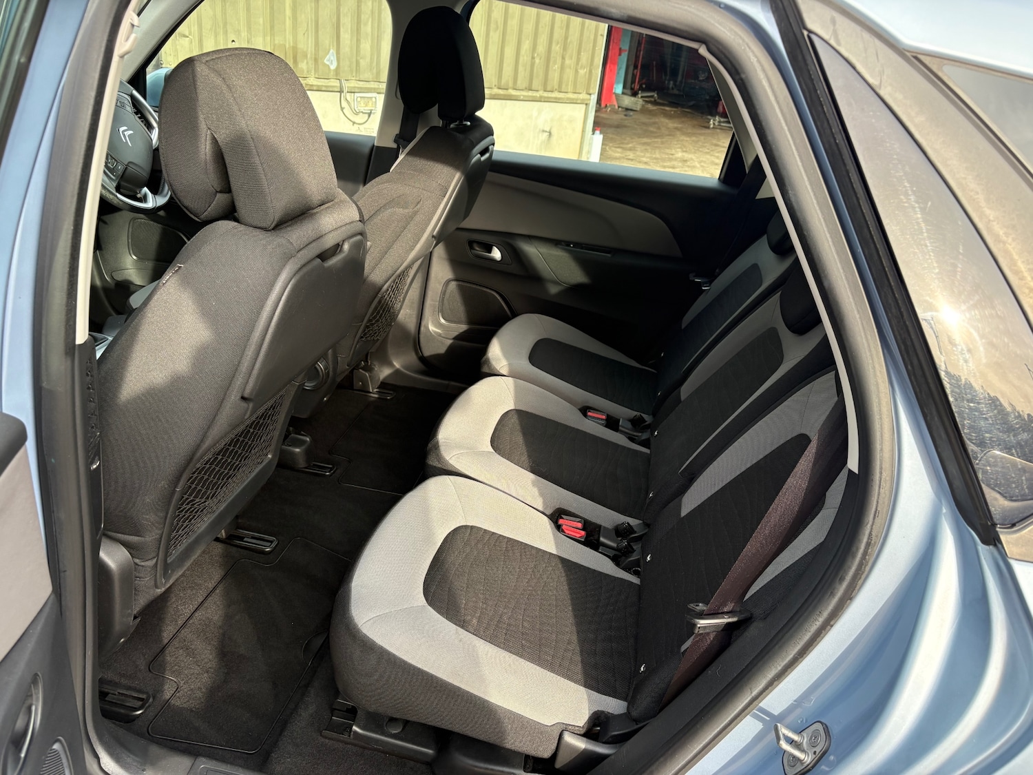 Used Citroen C4 Picasso 2015 for sale - 76569101: Photo 6