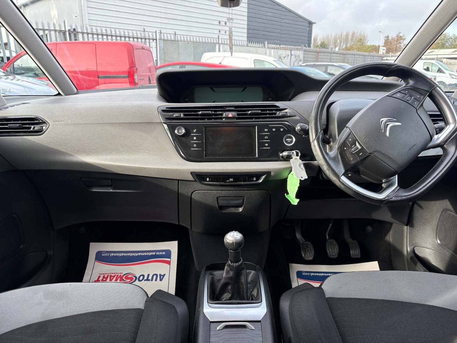 Used Citroen C4 Picasso 2015 for sale - 76569101: Photo 7