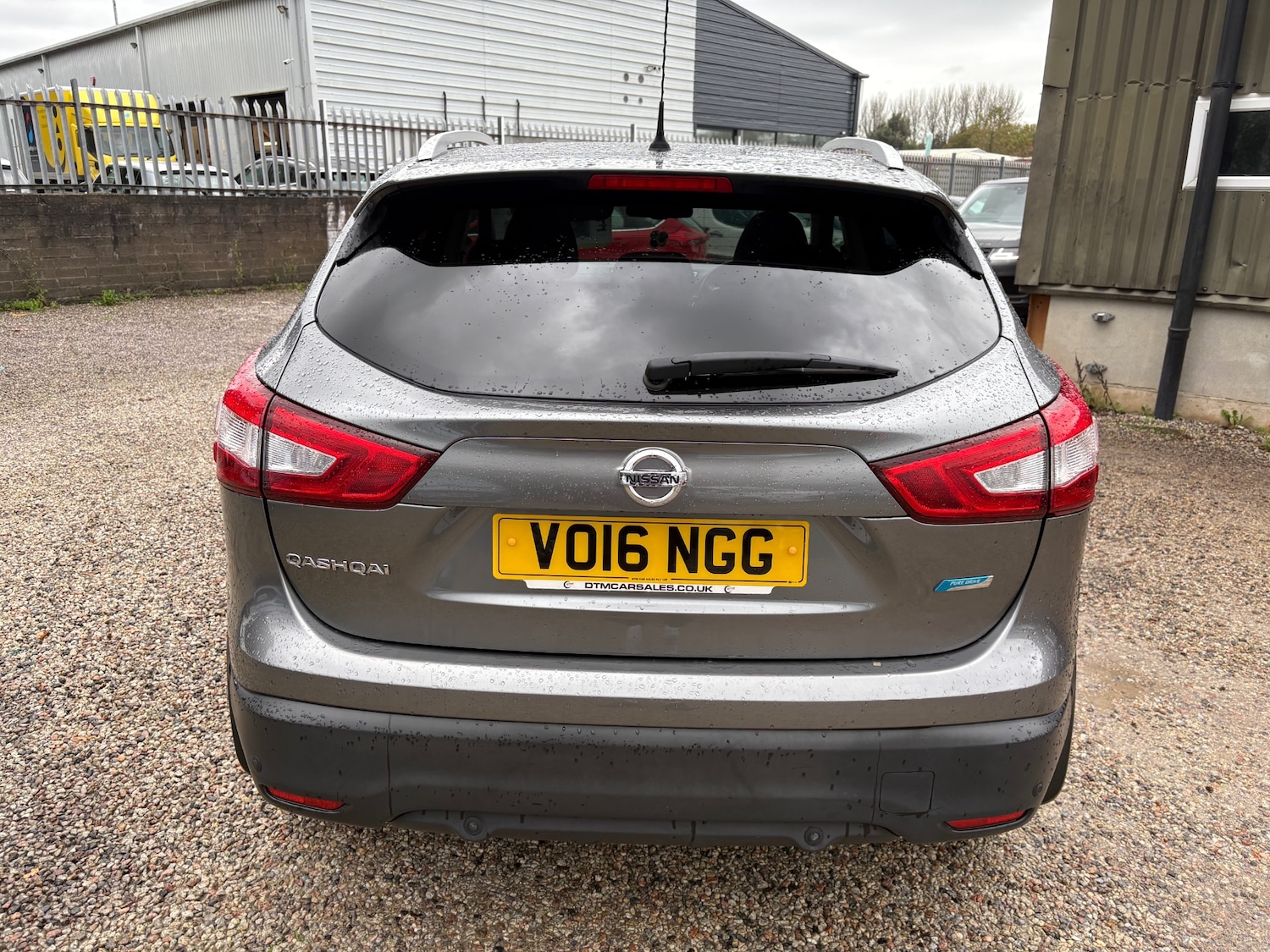 Used Nissan Qashqai 2016 for sale - 76577533: Photo 2