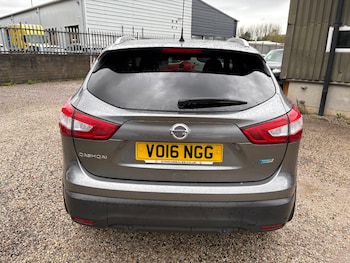 Used Nissan Qashqai 2016 for sale - 76577533: Photo