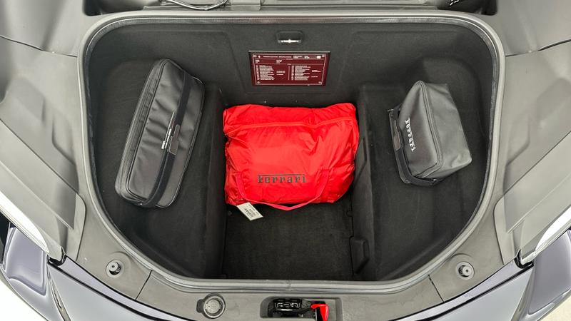 Used Ferrari 296 GTS 2023 for sale - 77641467: Photo 8