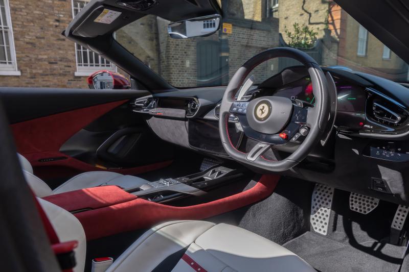 Used Ferrari 12 Cilindri 2025 for sale - 78015258: Photo 18