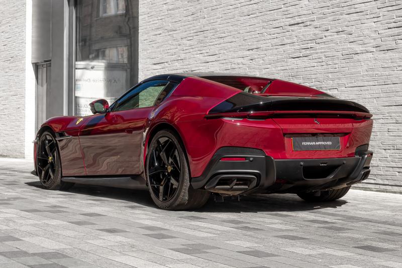 Used Ferrari 12 Cilindri 2025 for sale - 78015258: Photo 3