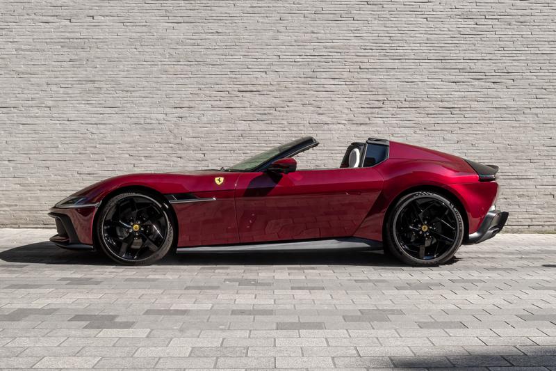 Used Ferrari 12 Cilindri 2025 for sale - 78015258: Photo 9