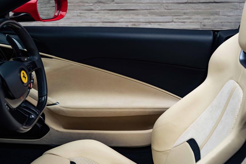 Used Ferrari Roma 2024 for sale - 76319316: Photo 16