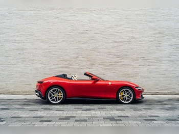 Used Ferrari Roma 2024 for sale - 76319316: Photo