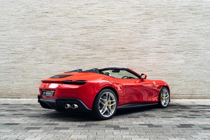 Used Ferrari Roma 2024 for sale - 76319316: Photo 4