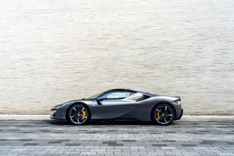 Used Ferrari SF90 Spider 2023 for sale - 77653753: Photo 2