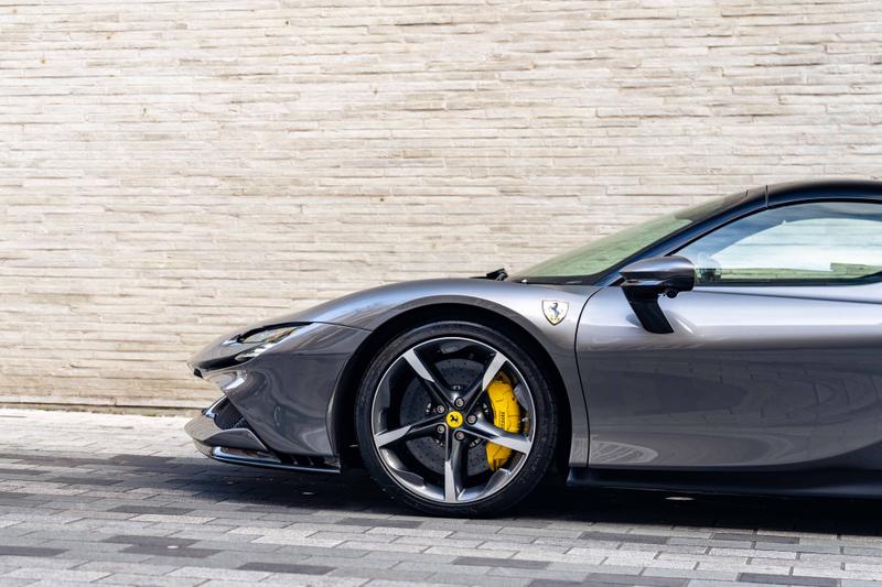 Used Ferrari SF90 Spider 2023 for sale - 77653753: Photo 4