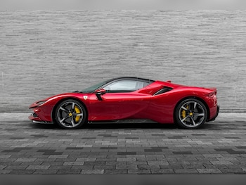 Used Ferrari SF90 Spider 2023 for sale - 79302522: Photo