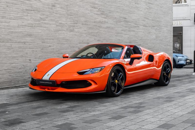 Used Ferrari 296 GTS 2024 for sale - 78015260: Photo 15