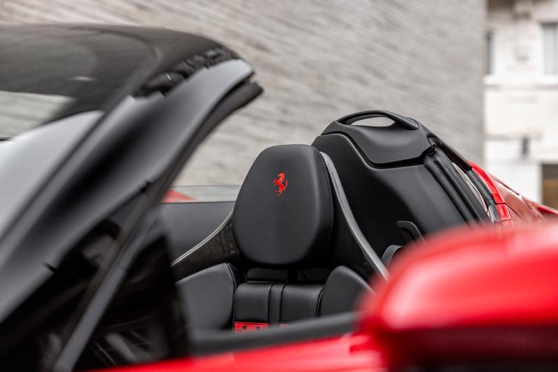 Used Ferrari SF90 Spider 2023 for sale - 77340313: Photo 18