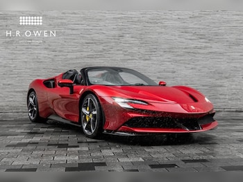 Used Ferrari SF90 Spider 2023 for sale - 77340313: Photo