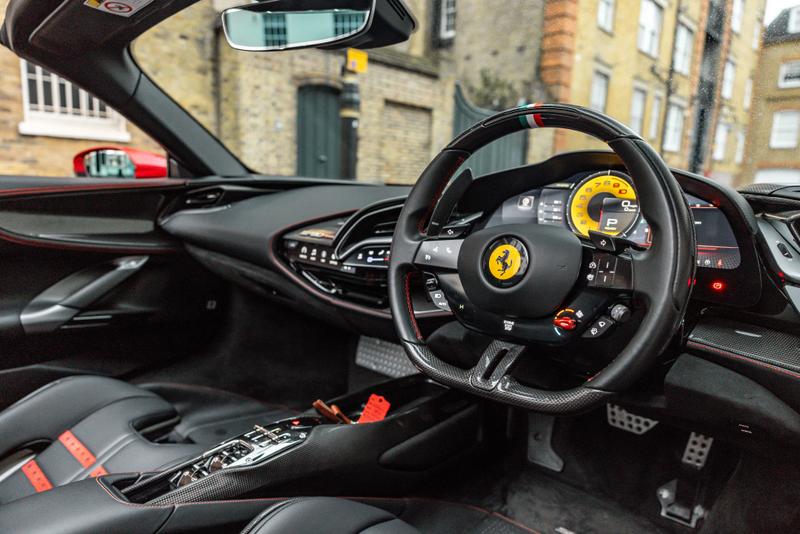Used Ferrari SF90 Spider 2023 for sale - 77340313: Photo 23