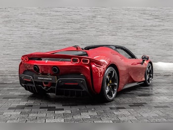 Used Ferrari SF90 Spider 2023 for sale - 77340313: Photo