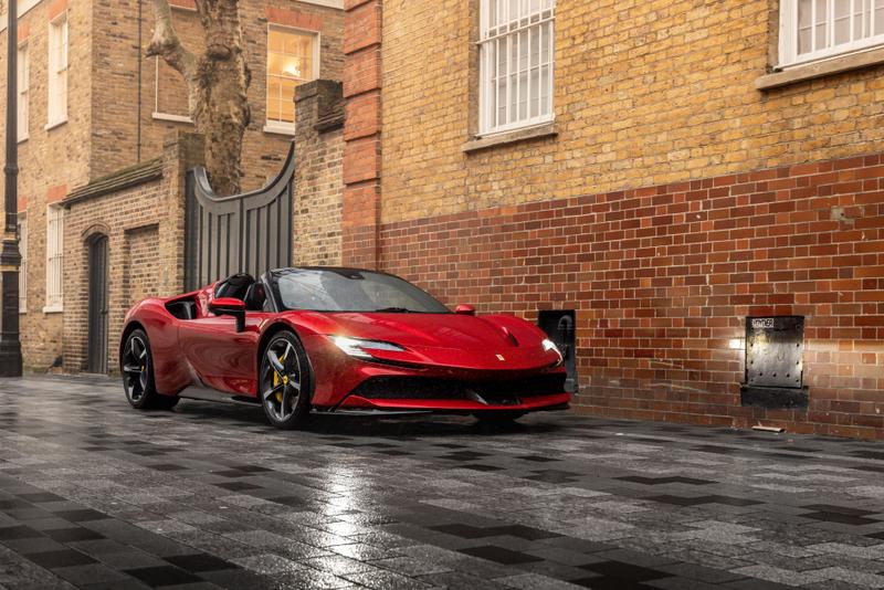 Used Ferrari SF90 Spider 2023 for sale - 77340313: Photo 5