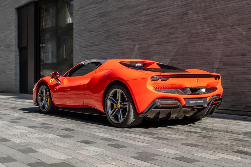 Used Ferrari 296 GTS 2023 for sale - 78015266: Photo 10