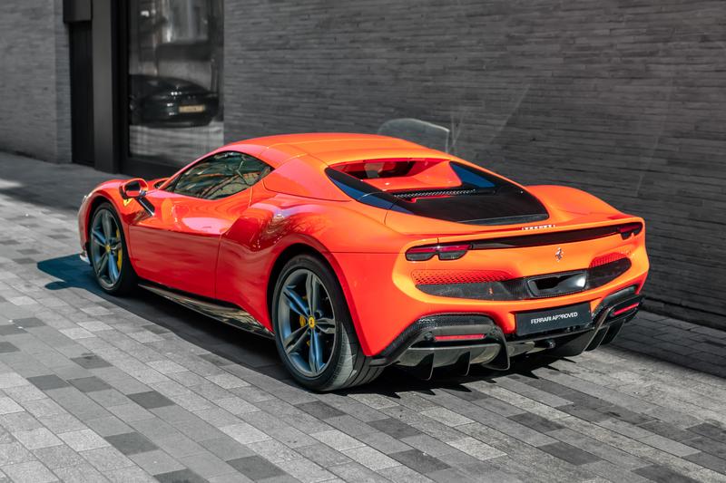 Used Ferrari 296 GTS 2023 for sale - 78015266: Photo 3