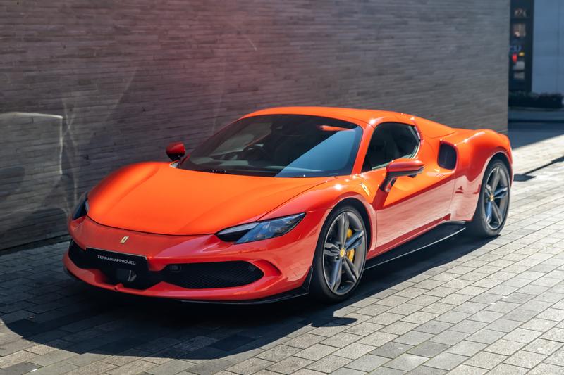 Used Ferrari 296 GTS 2023 for sale - 78015266: Photo 8