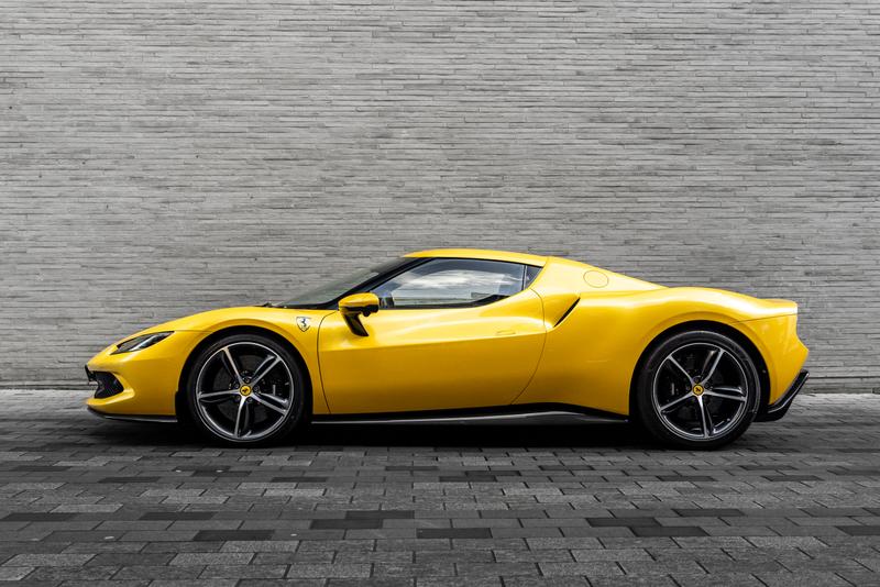 Used Ferrari 296 GTB 2023 for sale - 77211064: Photo 2