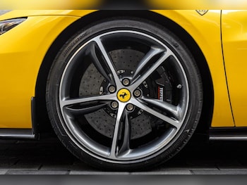 Used Ferrari 296 GTB 2023 for sale - 77211064: Photo