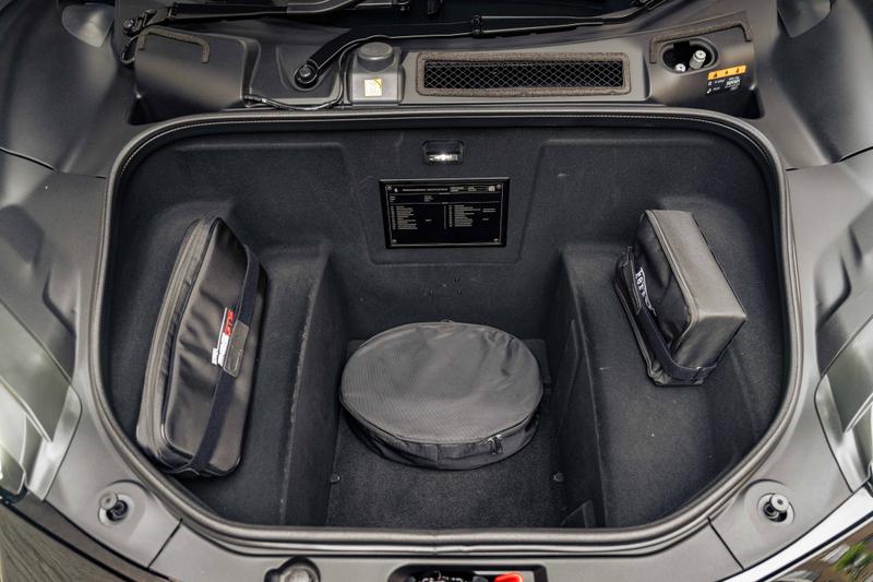 Used Ferrari 296 GTS 2024 for sale - 77665639: Photo 12