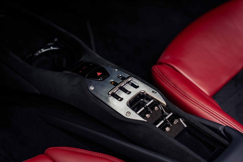 Used Ferrari 296 GTS 2024 for sale - 77665639: Photo 15