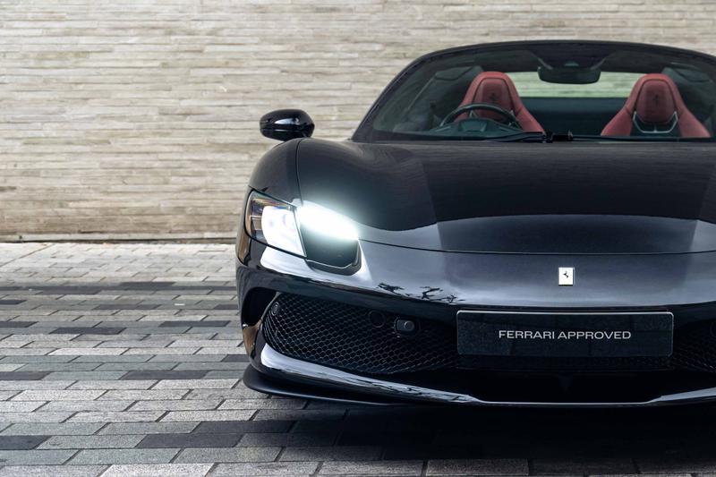 Used Ferrari 296 GTS 2024 for sale - 77665639: Photo 3