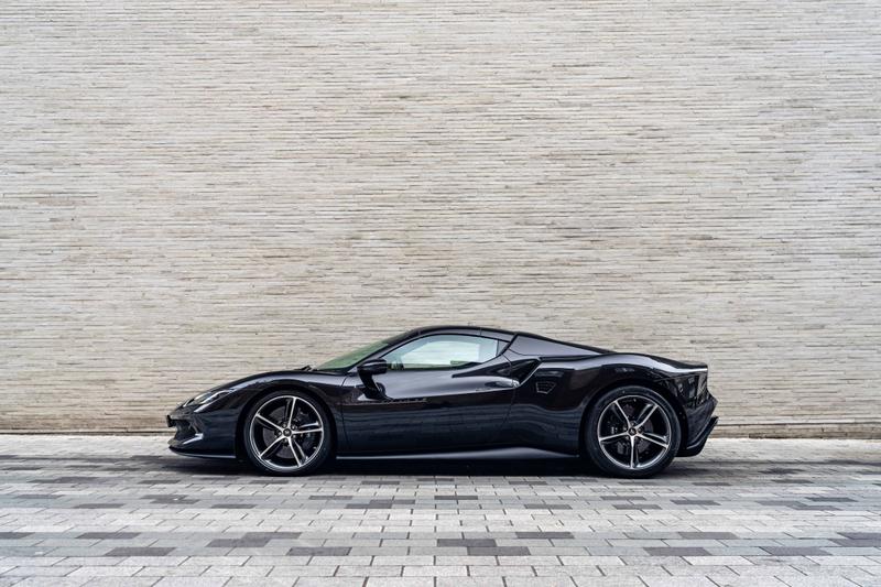 Used Ferrari 296 GTS 2024 for sale - 77665639: Photo 4