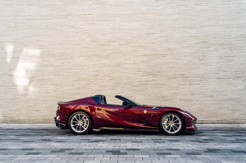 Used Ferrari 812 Superfast 2023 for sale - 76290303: Photo 2