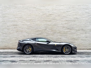 Used Ferrari 812 Superfast 2020 for sale - 76557390: Photo